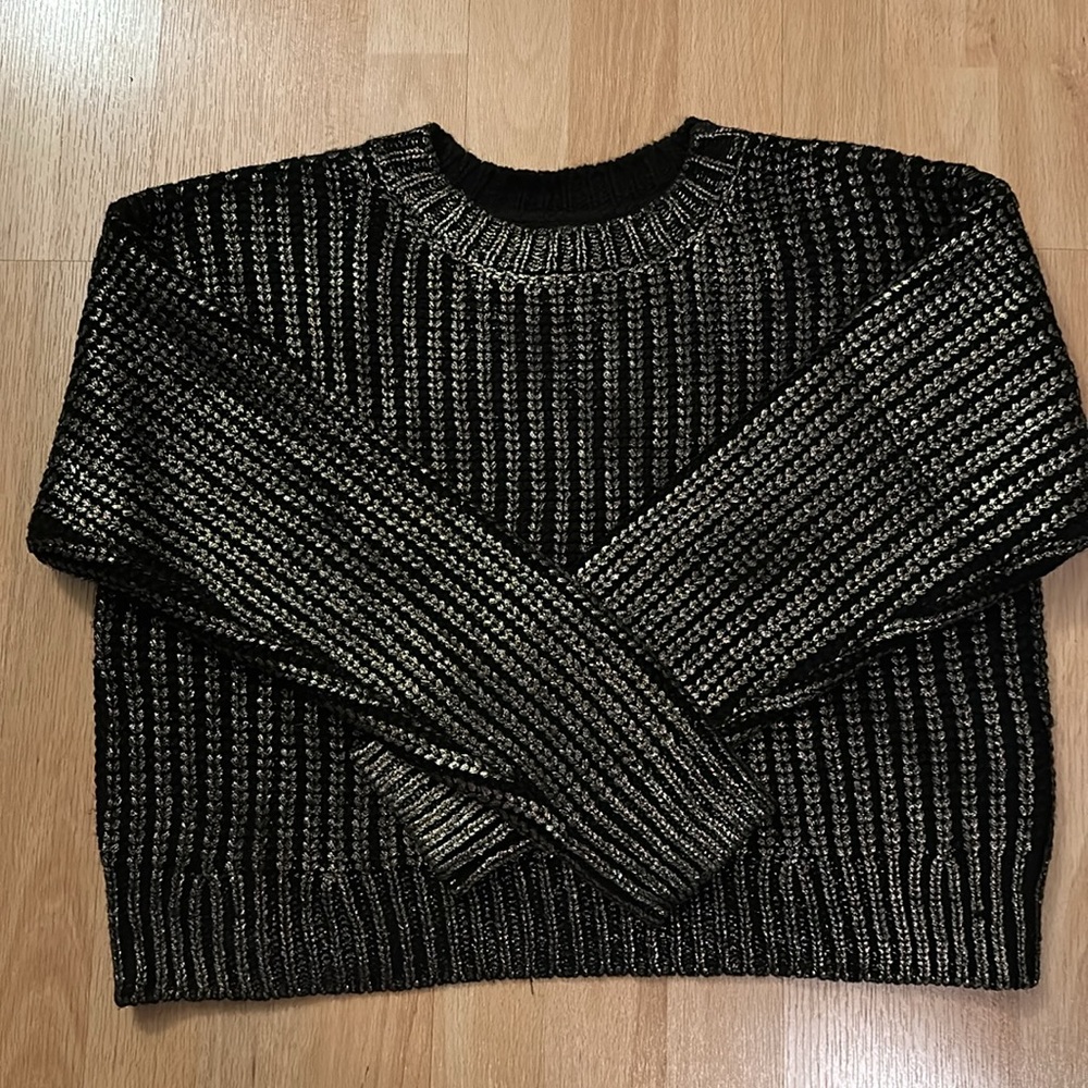 Forever 21 Black and Silver Foiled Cable Knit Crew Neck Sweater L